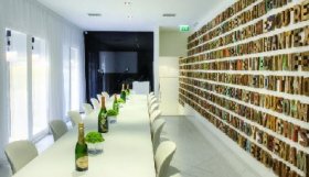 Ӣ������˹�绨�����Ӿ��ֲ������