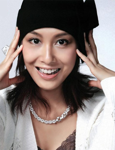 10λ����Ů�Ƿ���ñ�Ӵ�����