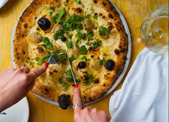 ŦԼŨ����ʳ��ͼ��һ�ŵ���Ʊ�Ա�ȫ��50�ݵص��������ϣ�