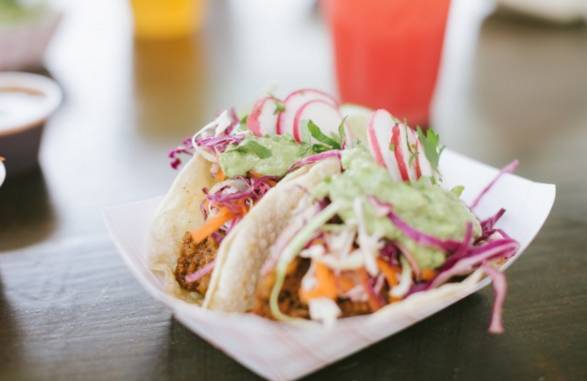 ŦԼŨ����ʳ��ͼ��һ�ŵ���Ʊ�Ա�ȫ��50�ݵص��������ϣ�