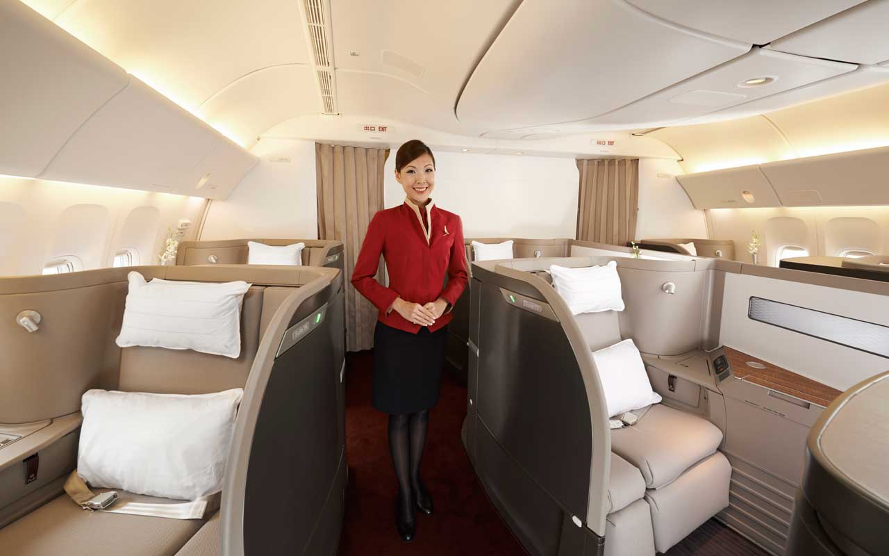 【带妈妈飞头等】东航777豪华头等舱初体验：遇到进博号-东方航空-飞客网