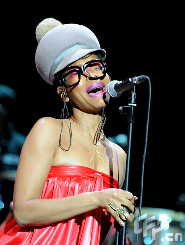 ���ͼƬ������һҳ