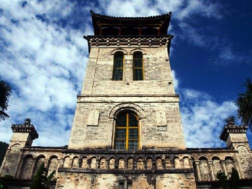 ���н���