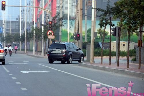 ����ǿ����Υ��