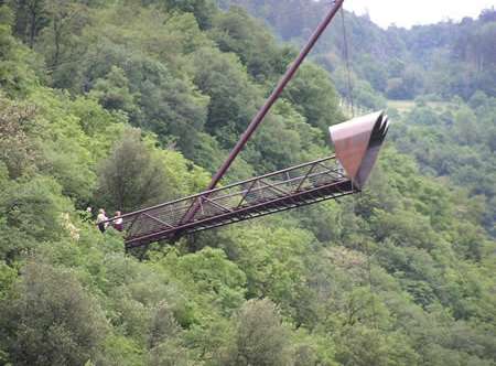 ȫ��ʮ����չ۾�̨��������˹�������ʶ�(3)