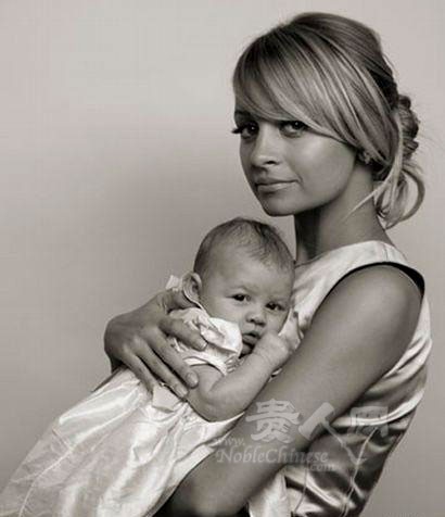 �ݿɡ�������Ů�����塤���� 