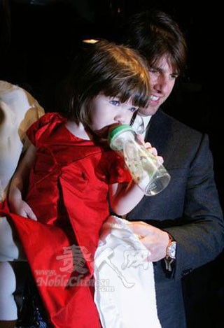 ���𡤿�³˹(Suri Cruise) 