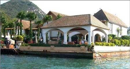 ϸ���˴��������ں�լ���ƴ\(2\)