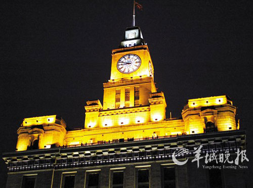 海关钟楼(图/新华社 伍婧丹 摄) 海关钟楼(图/新华社 伍婧丹 摄)