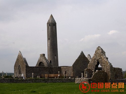 【歪门斜塔 盘点世界各地的奇特建筑】点击图片看下一页 【歪门斜塔 盘点世界各地的奇特建筑】点击图片看下一页