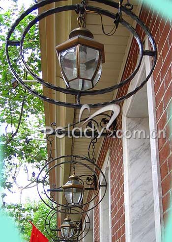 上海滩时代“霞飞路”的繁华梦 上海滩时代“霞飞路”的繁华梦