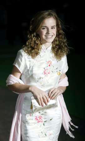 哪位女星最能穿出旗袍的神韵? - 。 - 云之都 哪位女星最能穿出旗袍的神韵? - 。 - 云之都