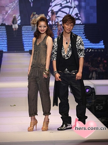 日本最大規模流行盛典 日本最大規模流行盛典,有了这个今年都不用买服饰杂志看了~ - witchstory - witchstory的博客