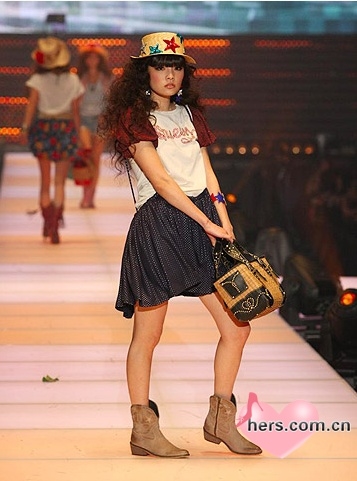 日本最大規模流行盛典 日本最大規模流行盛典,有了这个今年都不用买服饰杂志看了~ - witchstory - witchstory的博客