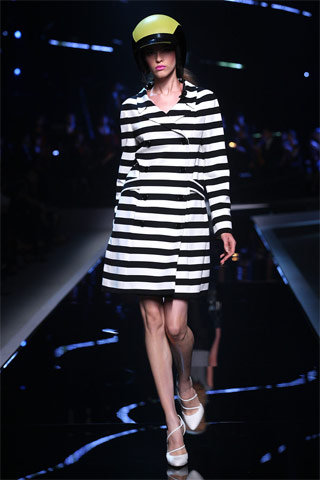 �ڰ׺�������Ȼ�ܻ�ӭ