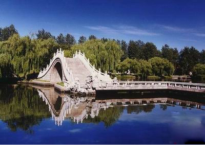 �̻����������� &ldquo;������������ҹ����������������&rdquo;������������ʷ�����Թž���ɧ�����˻㼯��ʤ�ء����µ���Ǹ������޶��ˣ��ٻ����ޣ��Һ����ף��������̣�������������ʱ�ڣ�������˫��&ldquo;ά��һ֦�����ĺ���ͬ��&rdquo;�������л�&mdash;&mdash;������Ҳ��ʢ������ʹ�ų������������ޱȵ������� �淨��ʾ��������˫Ӱ����ͻ���Ʒ�����Ļ�