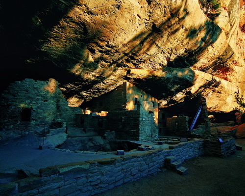 �����Ϸ��&mdash;&mdash;÷��ά�¹��ҹ�԰