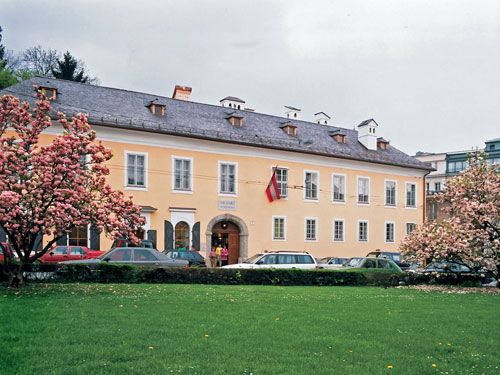 һɽ���ļ���ʮ�ﲻͬ�죬������ɽ��ˮ&mdash;&mdash;�ݳ���������