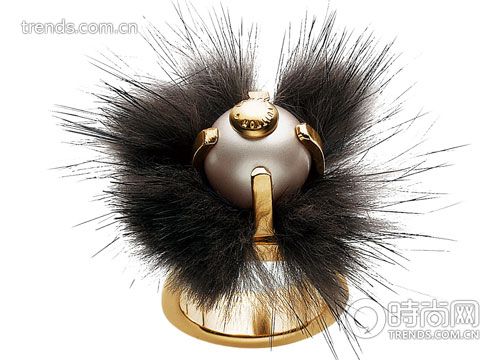 饰皮草戒指 Louis Vuitton