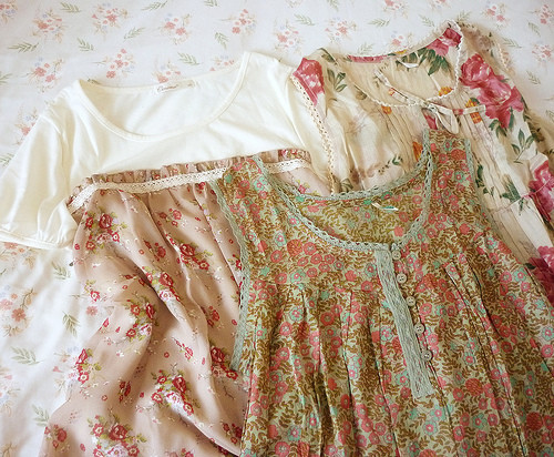 ���������� - �ʣɣͣͣ�  �̣� - ��