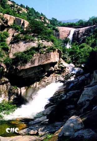 ̩ɽ����̶�ٲ�