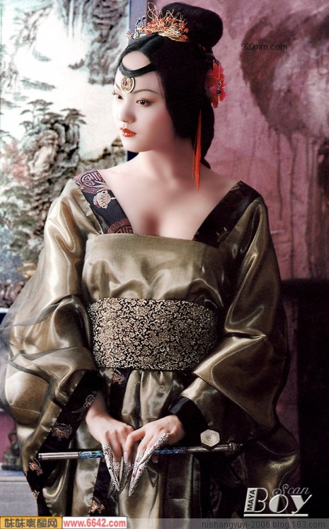 2009������۸��Ĺ�װ���� - ѾѾ   ��ױ����ʦ - ѾѾ��װ���Ͳ���