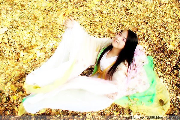 2009������۸��Ĺ�װ���� - ѾѾ   ��ױ����ʦ - ѾѾ��װ���Ͳ���