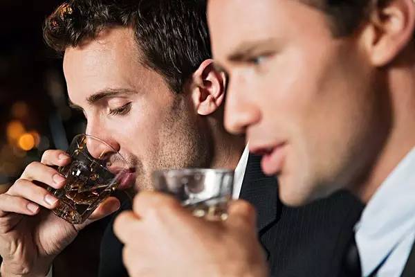 绝对极致：ABSOLUT Vodka以创意打开你的视界