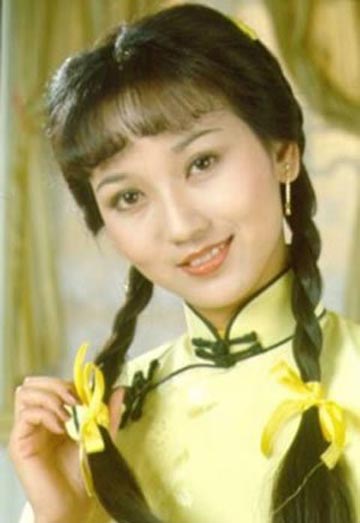 10大女星经典麻花辫