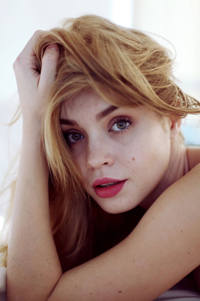 Lauren Engel 拍摄的甜美模特写真