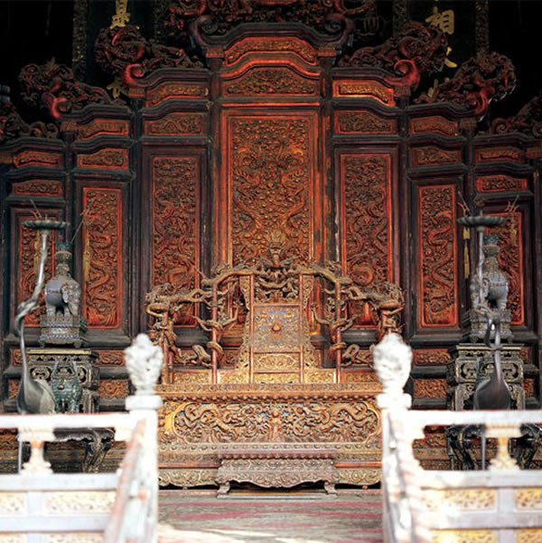 龙·椅