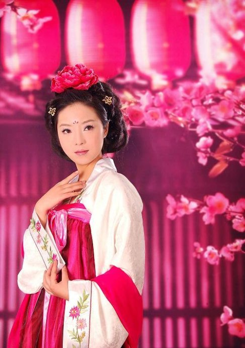 唐代面靥：花钿的复原
