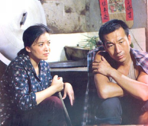 电视剧《辘轳、女人和井》主题歌--《不能这样活》（甘雅丹）