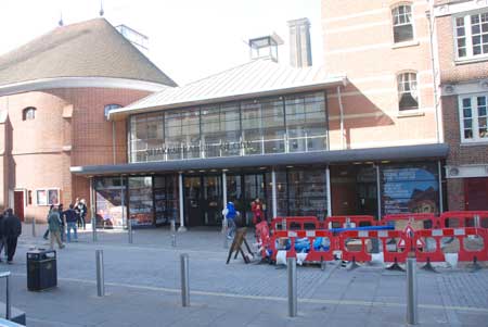 �߽�G20���׶ط���չ���ģ���ͼ��