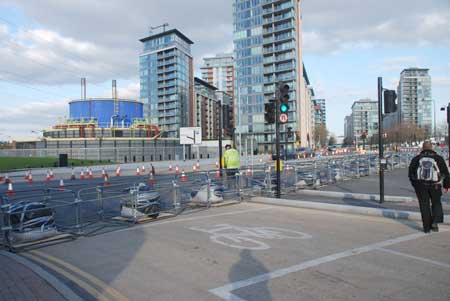 �߽�G20���׶ط���չ���ģ���ͼ��