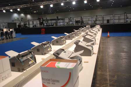 �߽�G20���׶ط���չ���ģ���ͼ��