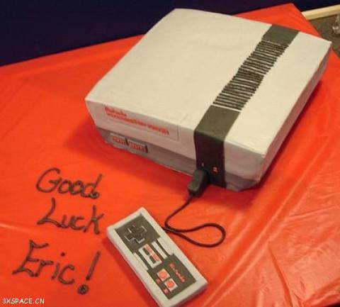 funny-geek-cake01.jpg