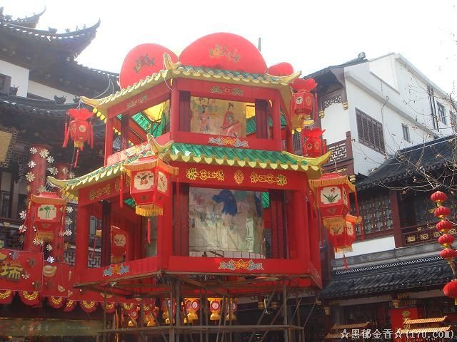 城隍庙年节看灯会