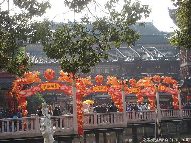 城隍庙年节看灯会