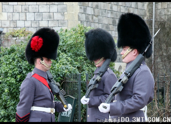 ��ʿӢ��17_��ɰ�����������/̽�ð׽𺺹�(ͼ)