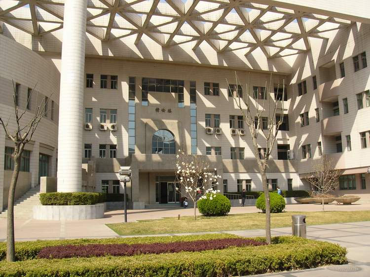 清华大学校园风景