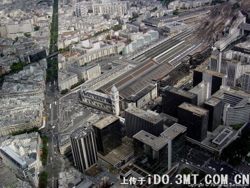 点击看大图 航拍巴黎:城市美景尽收眼底(图)