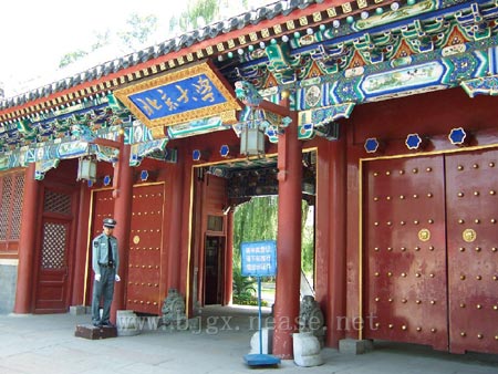 50所中国大学校门大PK