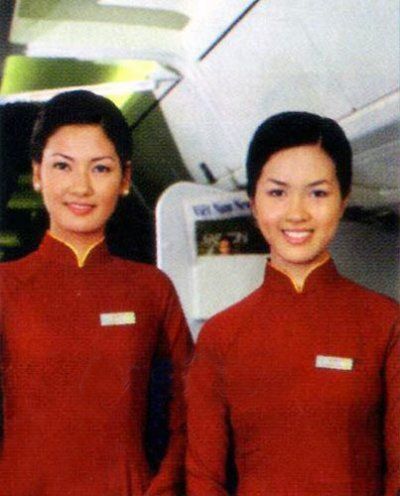 组图：世界各国空姐性感服饰