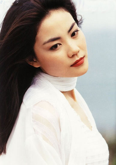 剖析45位美女明星长相优缺点