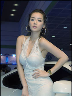 “樱桃”形乳房