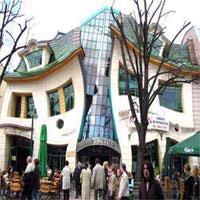 醉态可掬的扭曲房子 醉态可掬的扭曲房子