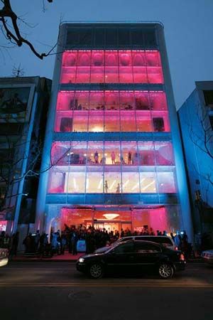 芭比的时尚世界大冒险(图)