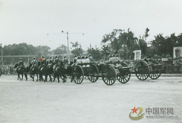1949开国大典阅兵 1949开国大典阅兵