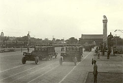 1949开国大典阅兵 1949开国大典阅兵